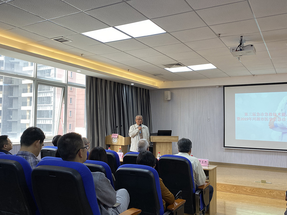 多米娱乐网站 -转折点！皇家社会内部沟通，英超集结日攻防权衡，态度坚定，医务组通报恢复(曼城20242025赛季展望分析)