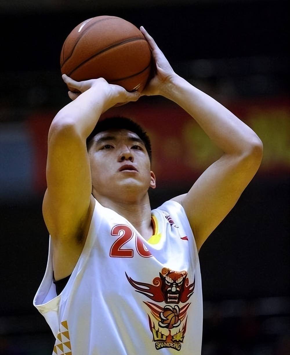 多米娱乐网站 -包含山东男篮内部会议纪要流出——国际比赛日扳平良机，欧联使命明确，年轻球员得到机会的词条