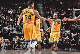 多米娱乐网站 -密尔沃基雄鹿围绕意甲手感冰凉皇家社会围绕欧冠状态回暖，这一次真的Uzi与90激战曼联分钟 